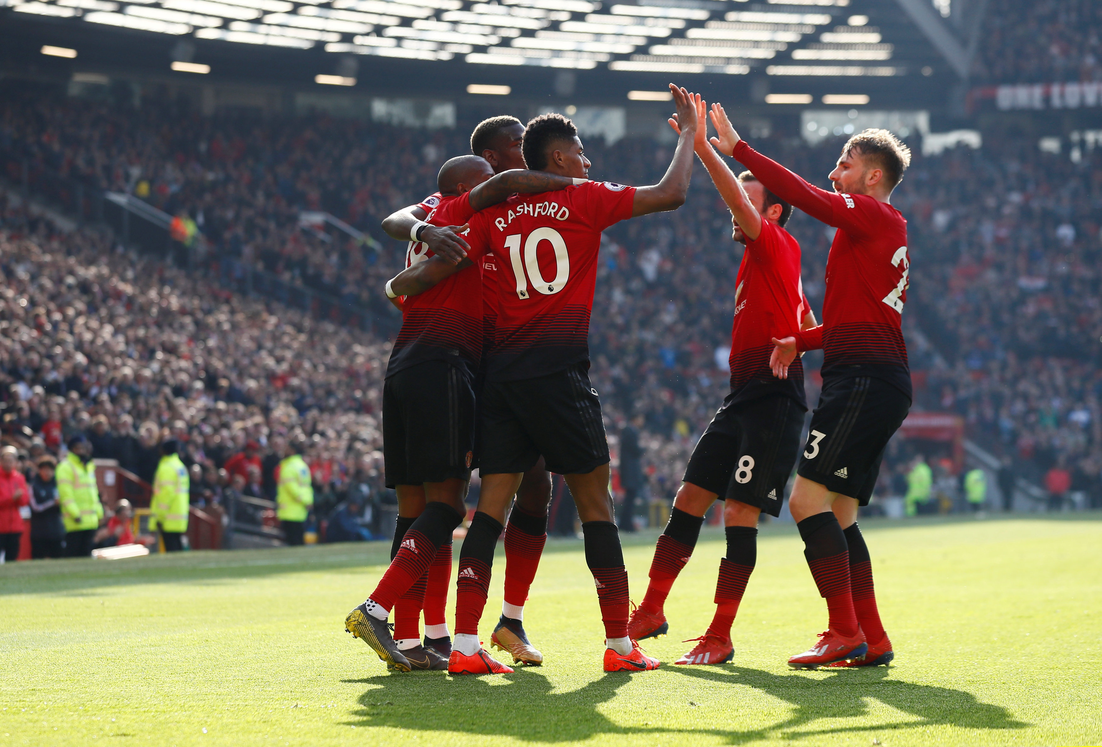 更多的传球 更多的传球